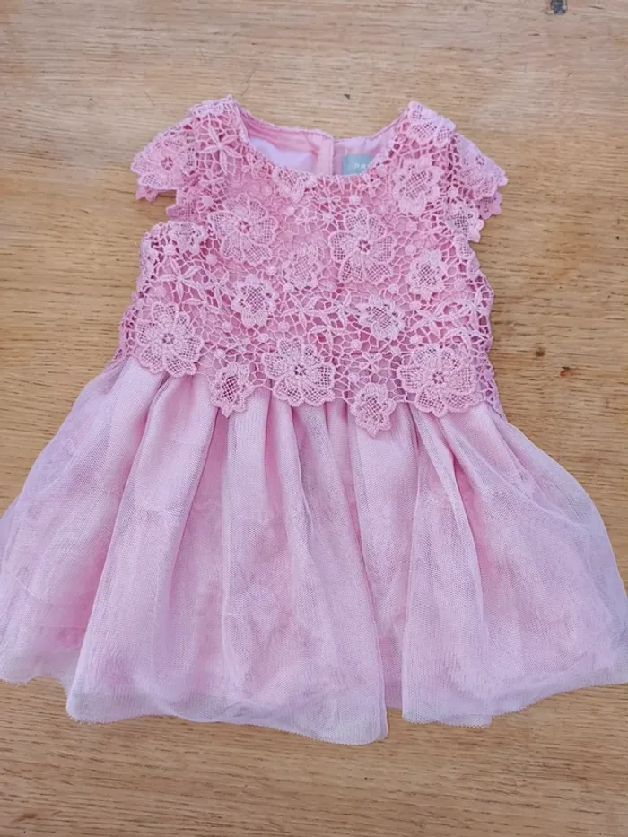 Robe cérémonie rose excellent état 3 mois fille robe classe