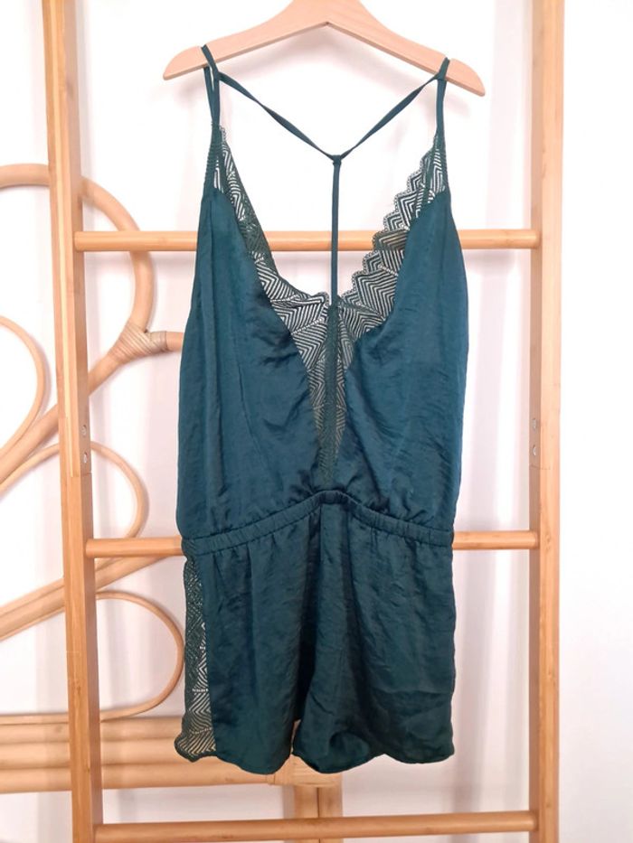Combishort Undiz effet satiné vert sapin taille S parfait état