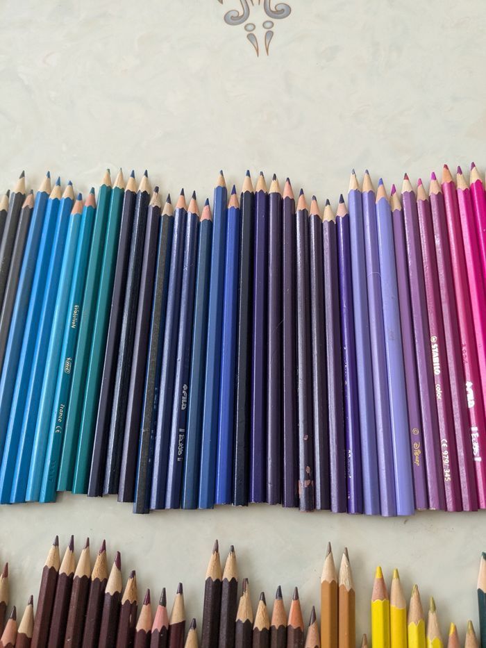 Lot de 126 crayons de couleur. - photo numéro 10