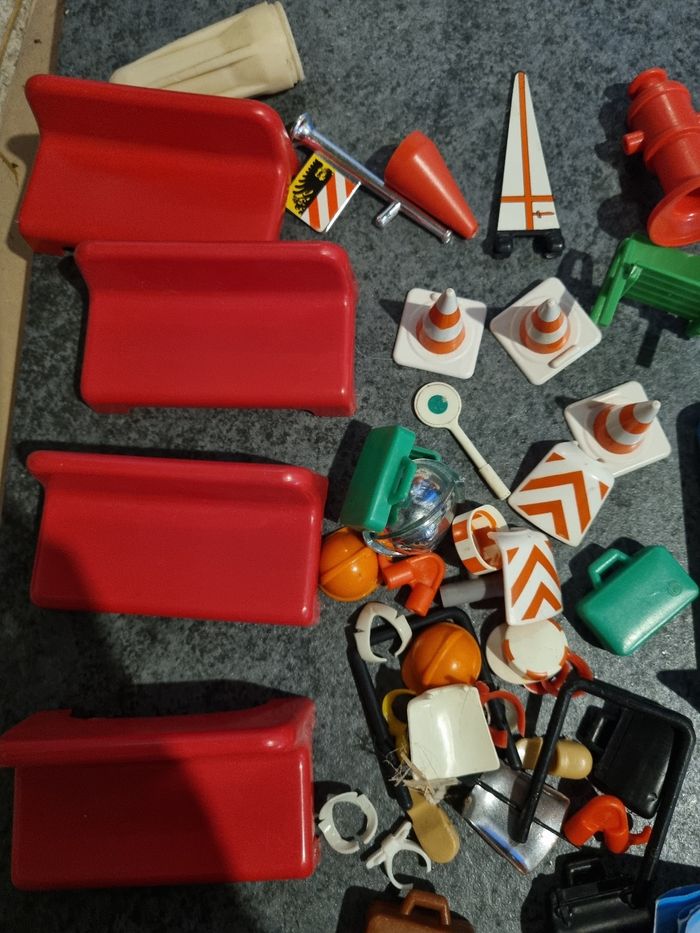 Lot accessoires Playmobil - photo numéro 5