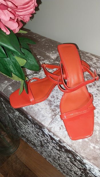 Escarpins nus pieds/ sandales à talons oranges neuves by  H&M Pointure 39