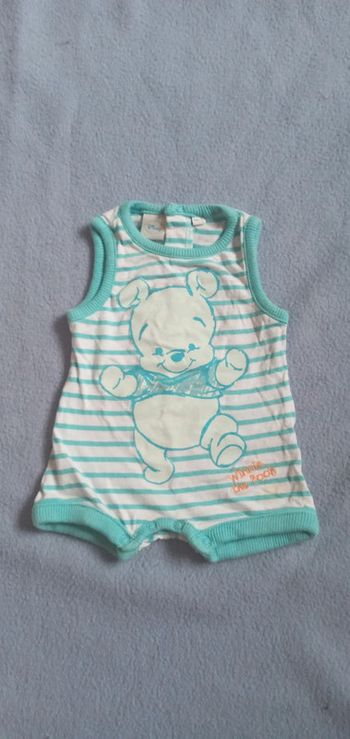 Combishort Disney Winnie taille 50cm