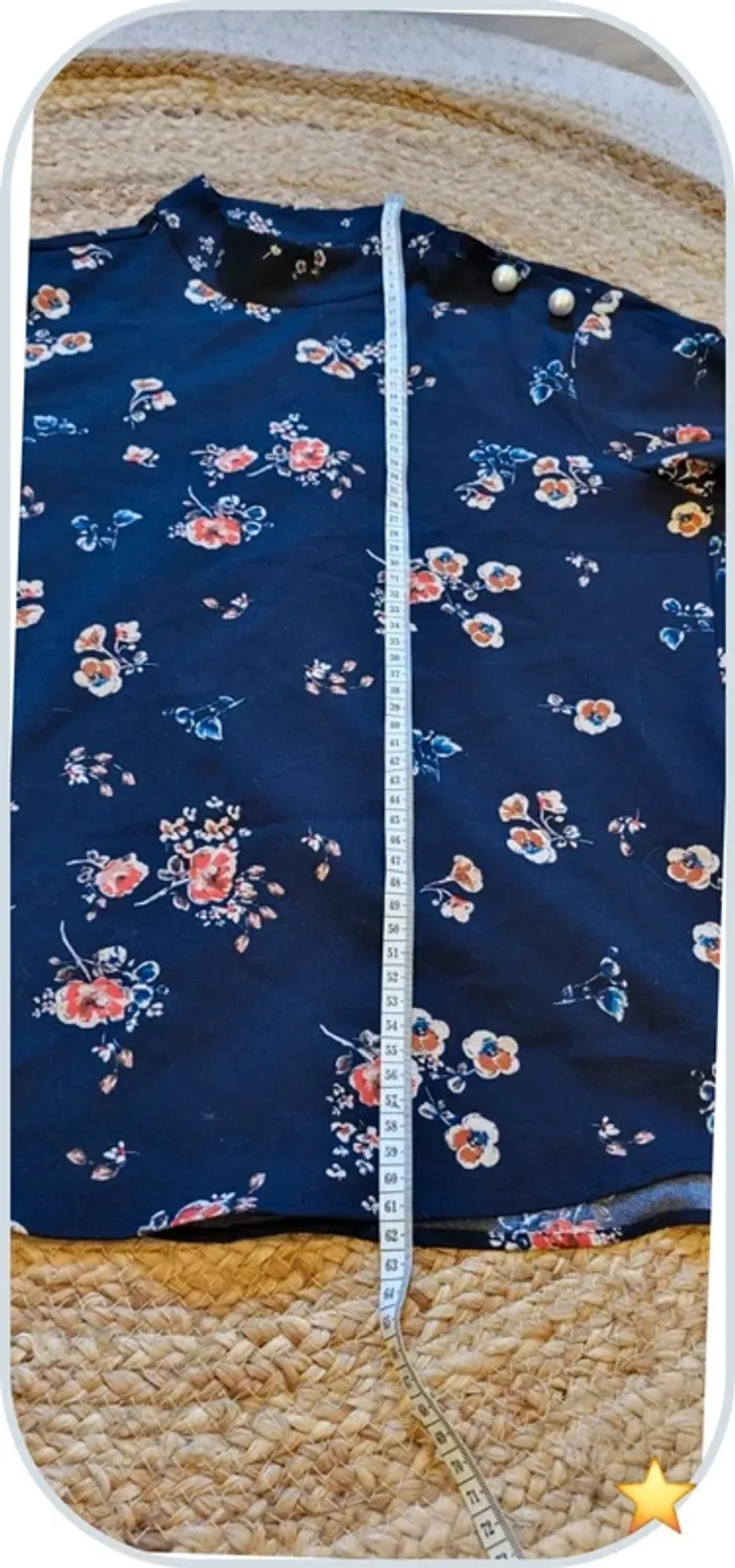 Blouse fleurie Zara - Taille S - Bleu Marine - Très bon état - photo numéro 8