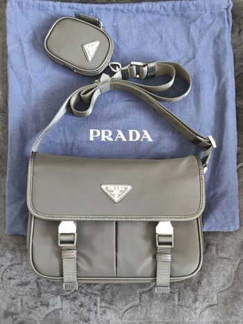 Sacoche noir  prada re nylon neuve double fermeture 