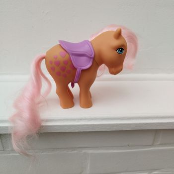 Peachy 2017 my little pony Hasbro