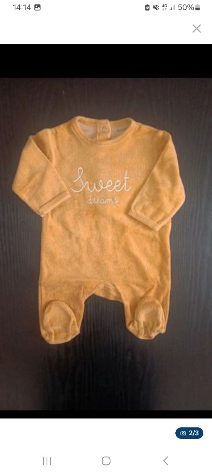 Lot pyjamas 1 mois - photo numéro 2