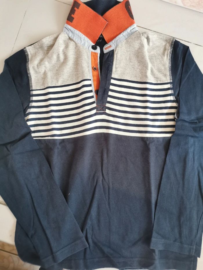 Polo bleu