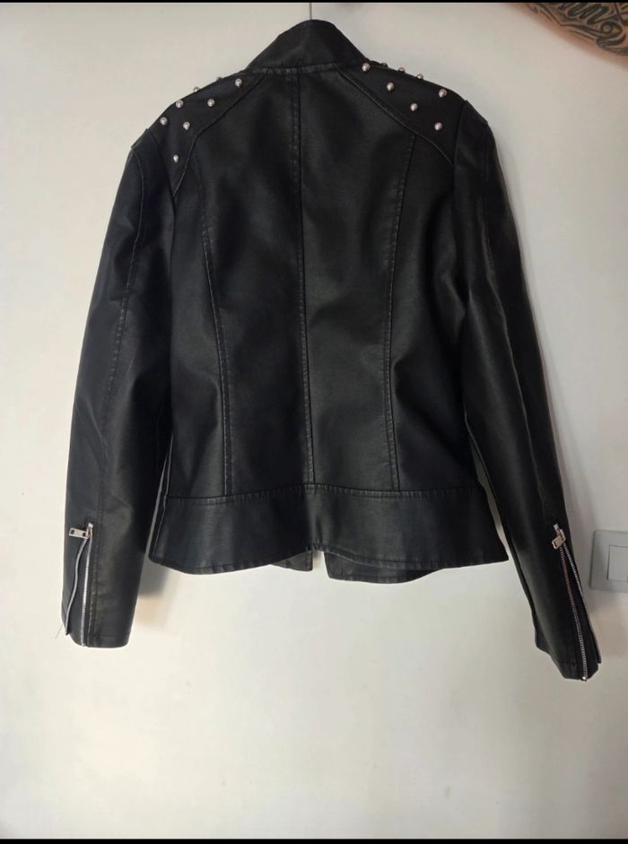 Veste en simili cuire - photo numéro 2