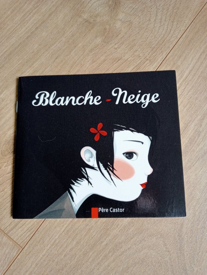 Livre blanche neige