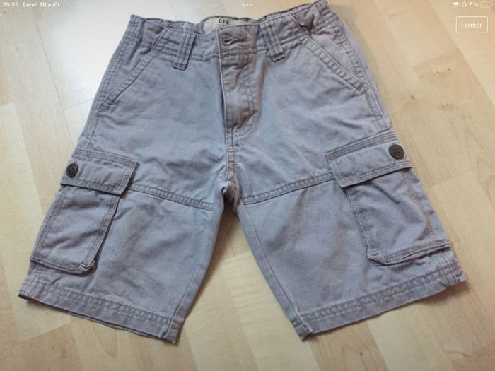 Lot de vêtements taille 8 ans - photo numéro 3