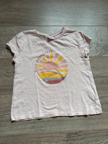 TEE shirt rose pale avec intitulé miss bronzette