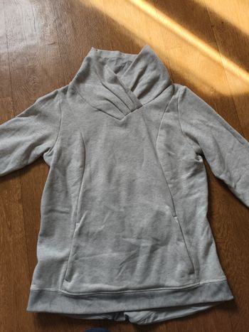 Pull col montant