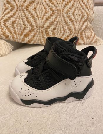 Baskets Nike Jordan / 11 cm