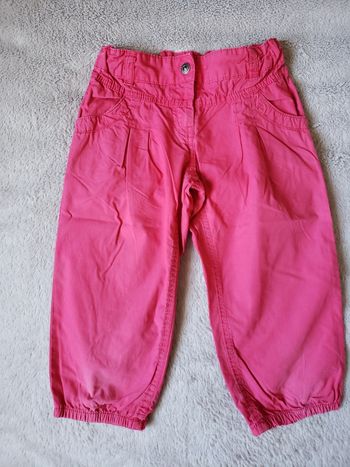 Pantacourt rose taille 8 ans