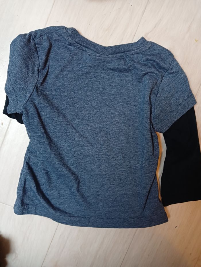 Haut de pyjama 24 mois " Mickey" - photo numéro 5