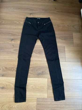 Pantalon Jennifer taille 32
