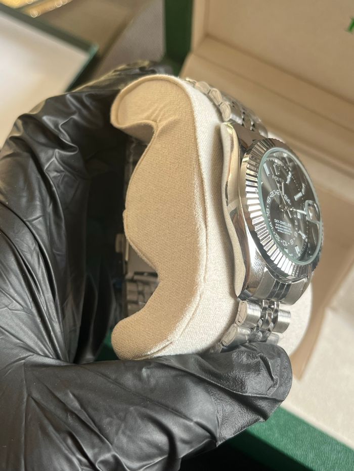 Montre arg/fond noir - photo numéro 3