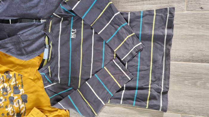 Lot de 5 tee-shirts manches longues, taille 6 ans - photo numéro 2