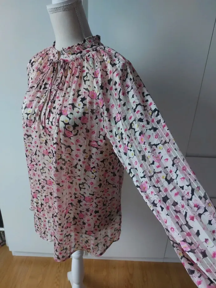 Blouse en voile légèrement satinée - photo numéro 6
