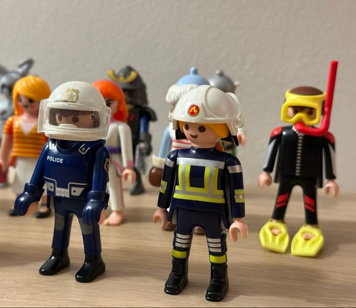 Lot de 18 figurines Playmobil - photo numéro 5
