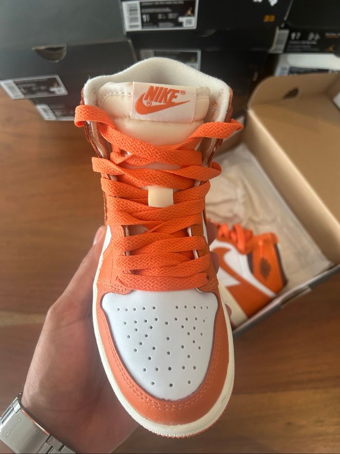 Jordan 1 taille 31.5 - photo numéro 2