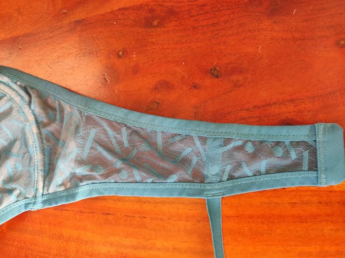Soutien gorge neuf jamais porté 95B - photo numéro 3