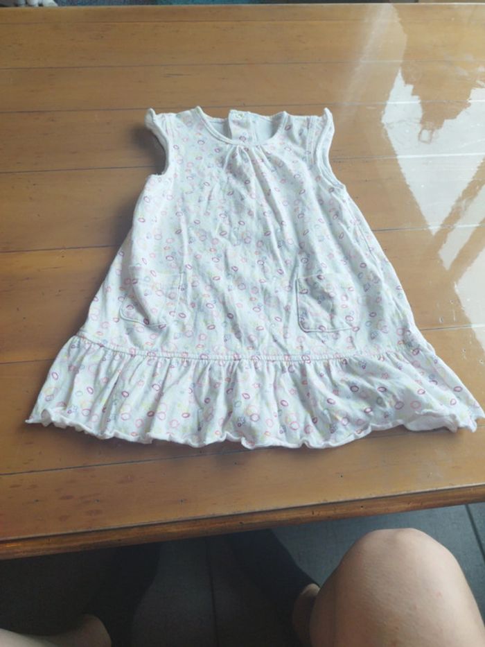 Robe 12 mois très bon état blanche