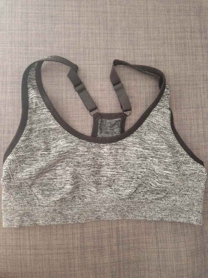 Brassière de sport gris kaytan taille M