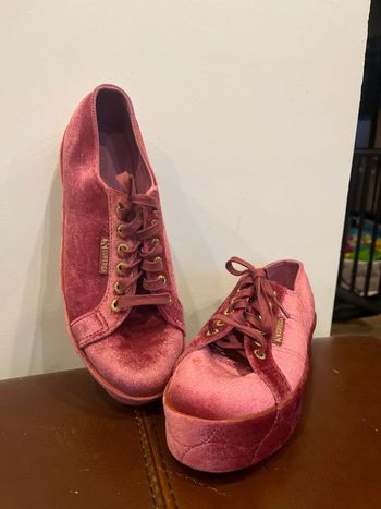 Basket Superga velour compensées