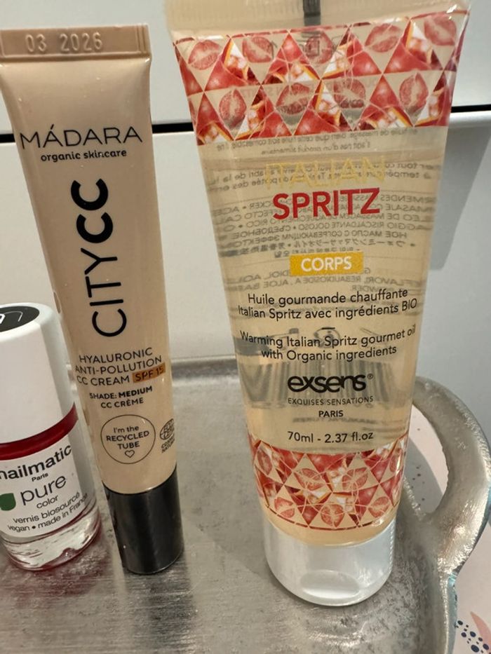 Lot produits beauté - photo numéro 3