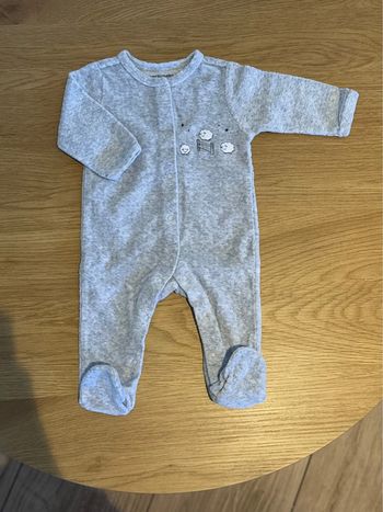 Pyjama Vertbaudet taille 3 mois