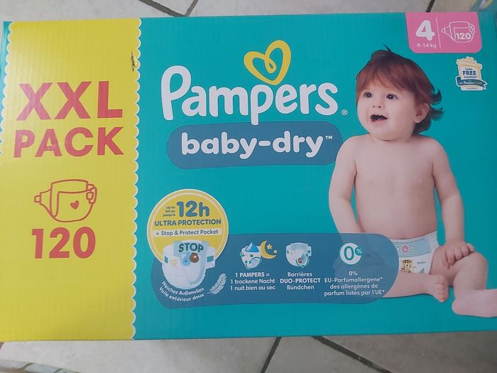 cartons pampers baby dry Taille 4 - photo numéro 2