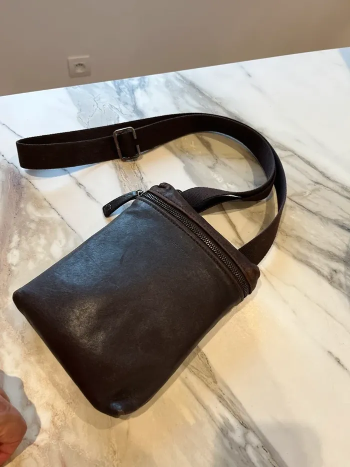 Petite sacoche homme cuir marron Longchamp