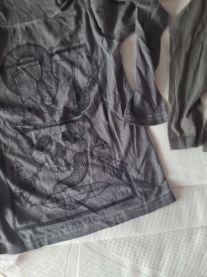 Lot t.shirt 10ans - photo numéro 4