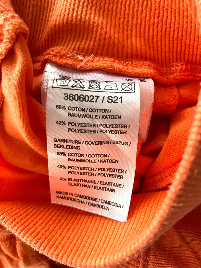 Short orange fille  «  sans marque «  5 ans - photo numéro 6