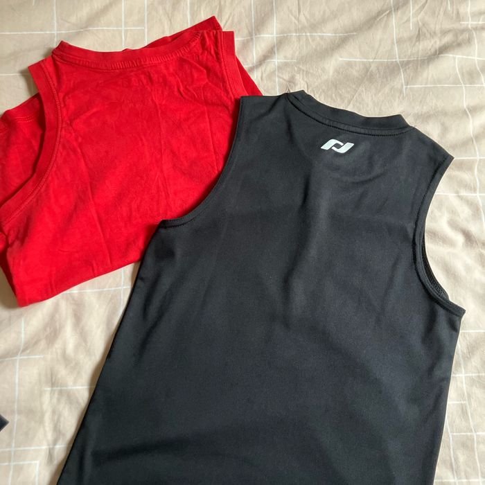 Lot tee shirt sport sans manches - photo numéro 4