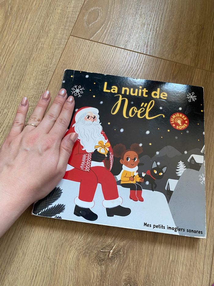 Livre musical et lumineux la nuit de noël - photo numéro 9