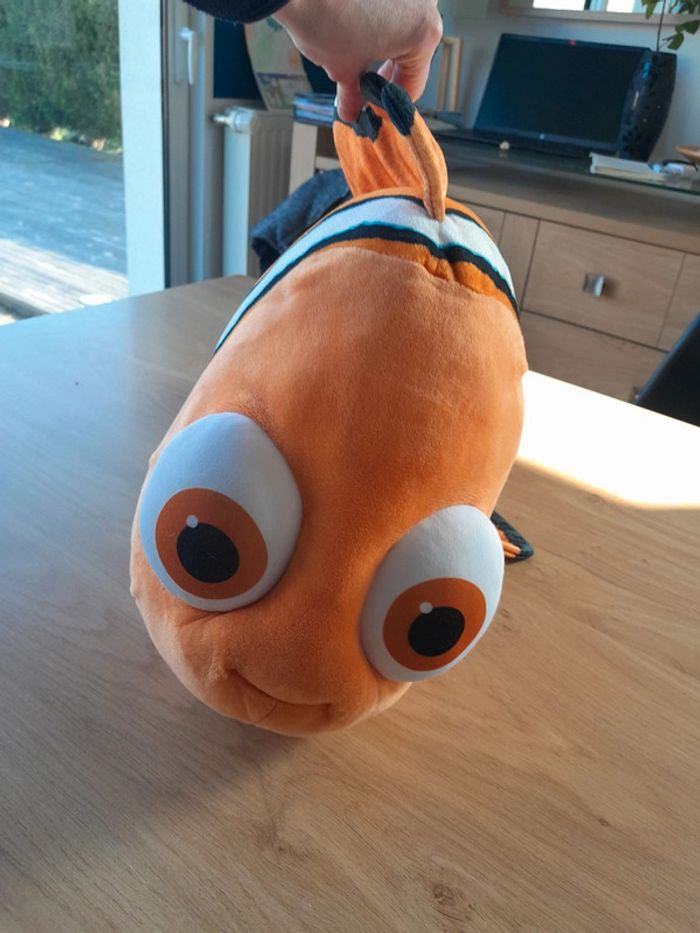 Grosse peluche Némo 55 cm - photo numéro 2