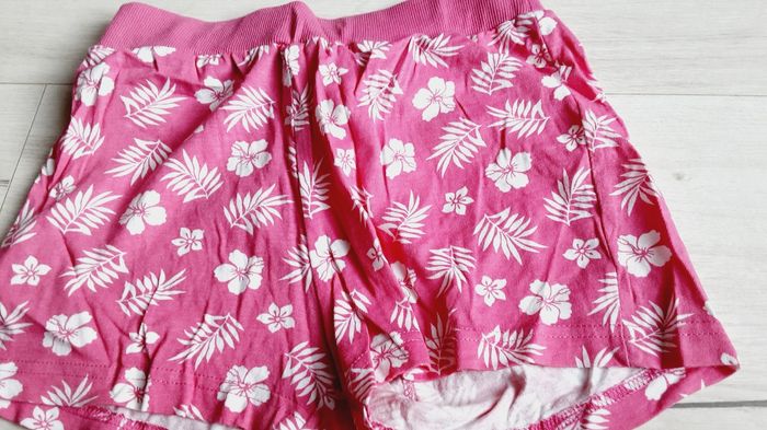 Vêtement fille short court rose motifs feuilles bpc 9 ans - photo numéro 2