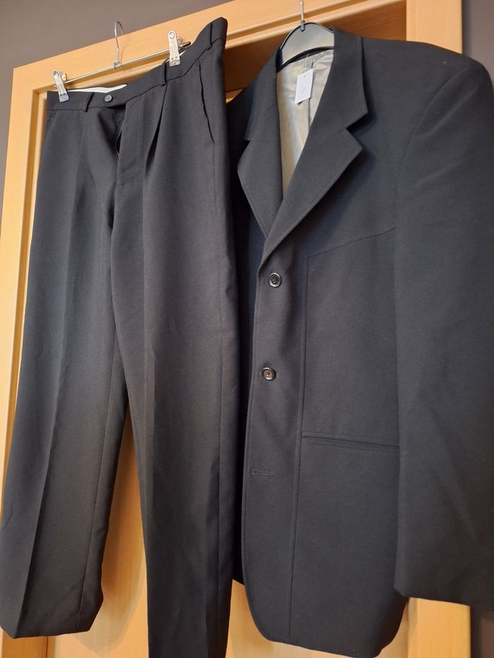 Costume 2 pièces - photo numéro 2