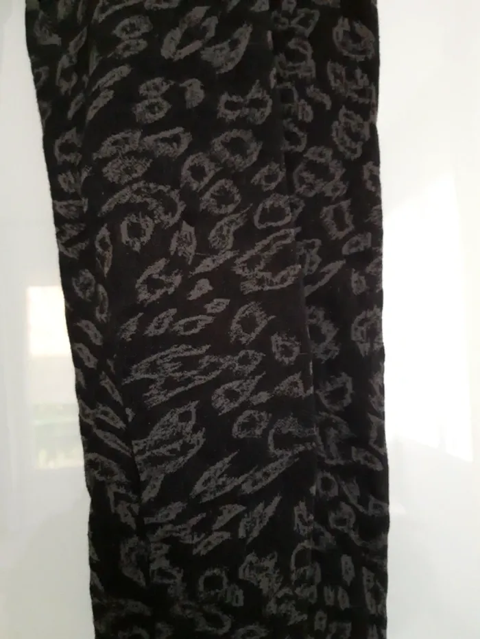 Leggins  ou caleçon💦 noir à motifs🔄 - photo numéro 4