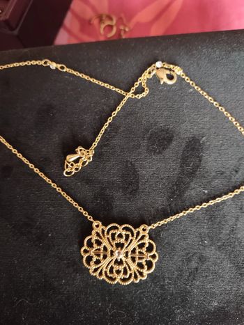 Collier doré baroque