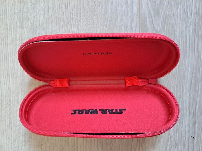 Boîtier à lunettes - photo numéro 2