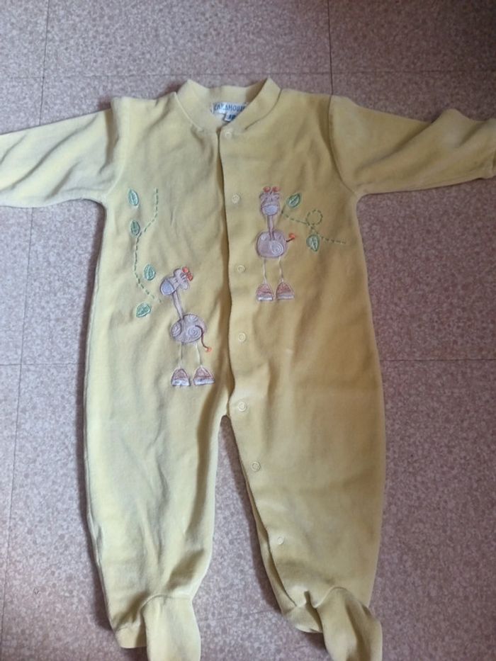 Pyjama 12 mois avec girafe