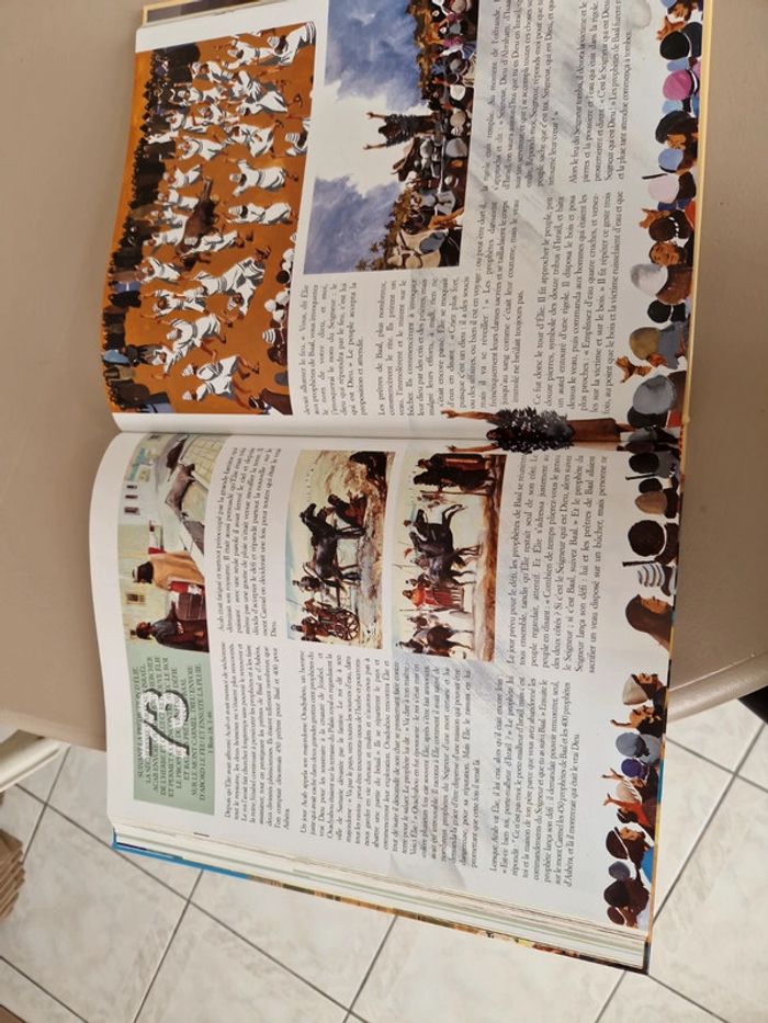 Coffret la bible et son histoire. - photo numéro 10