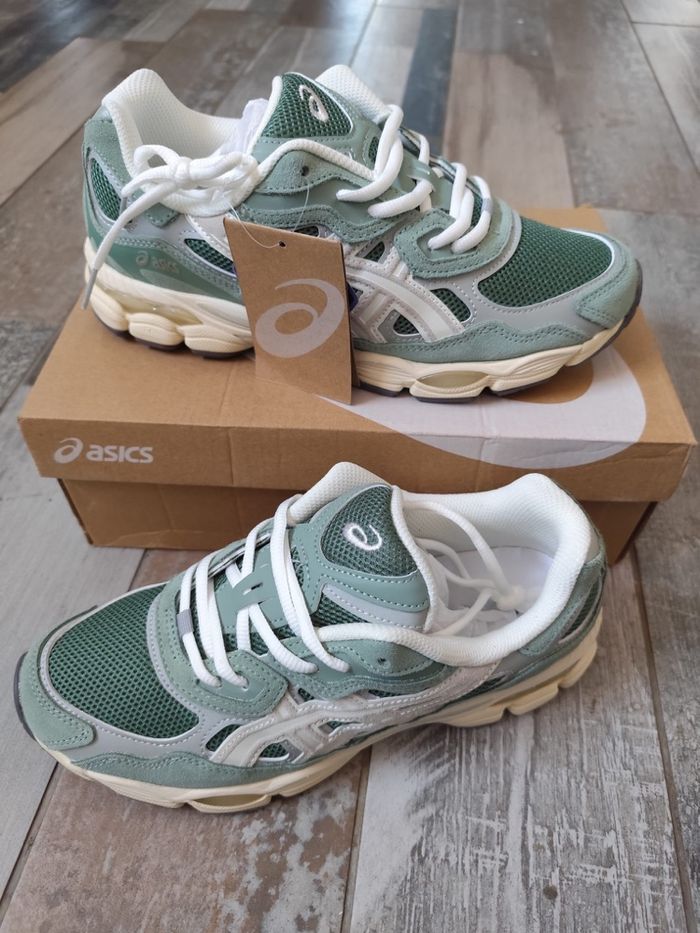 Asics Gel NYC vertes- Taille 43- Neuve / Étiquette + Boite