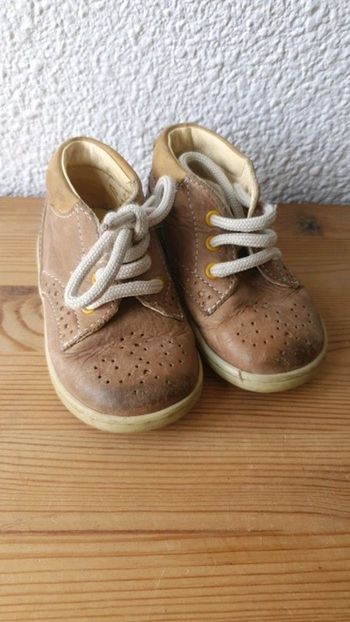 chaussures de marche marron Primigi