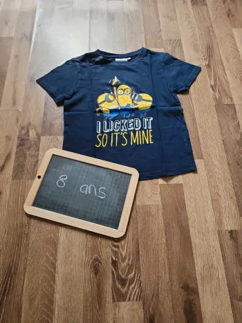 Tee-shirt les minions garçon 8 ans