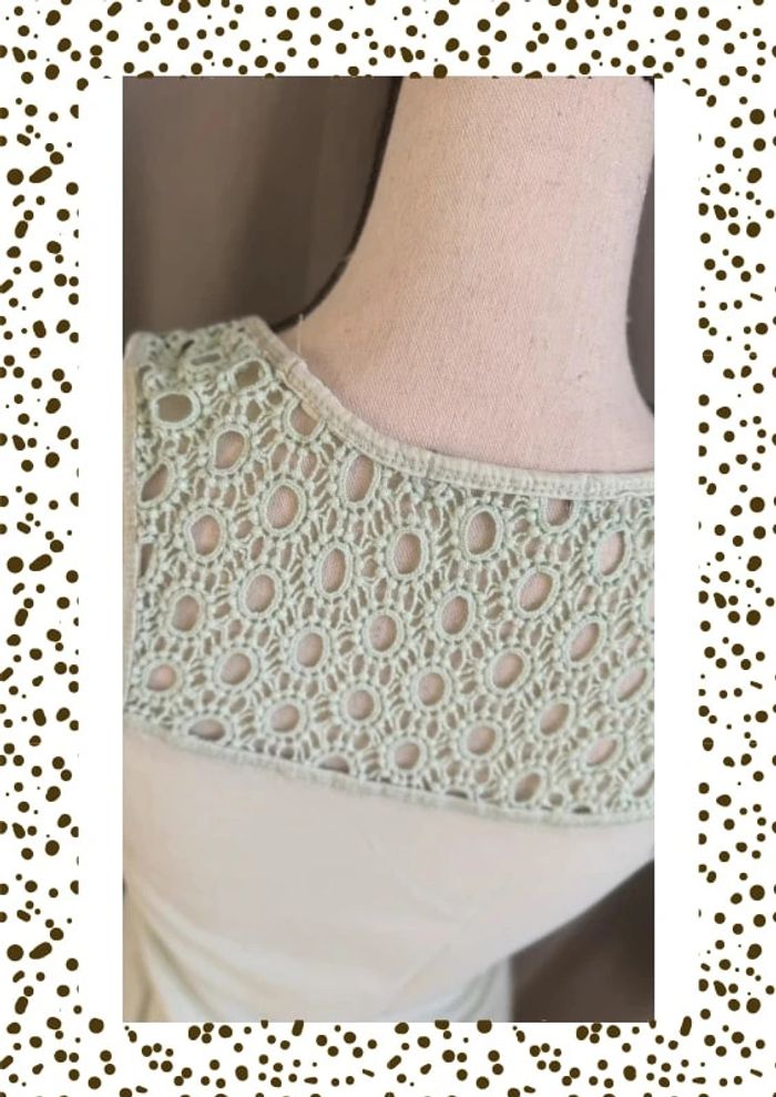 🌿 Débardeur H&M femme taille S - détails en dentelle - très bon état 🌿 - photo numéro 5