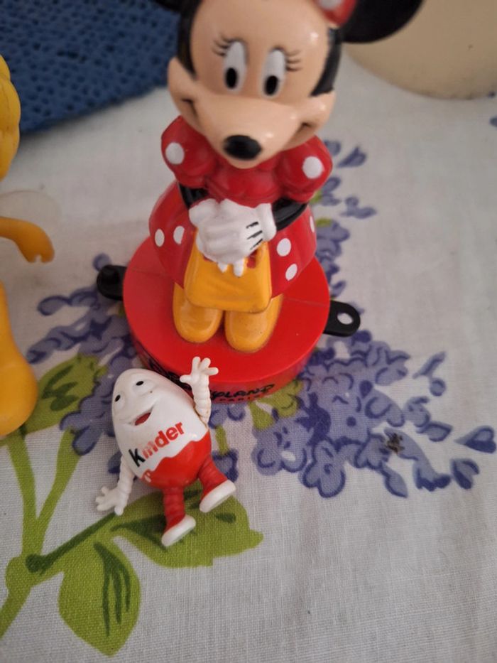 Différentes figurines - photo numéro 2